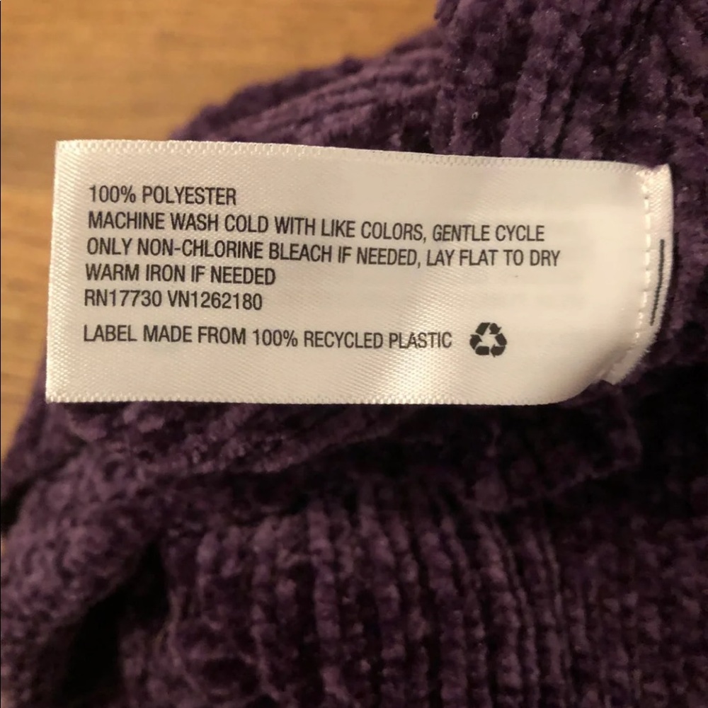 Sweater - Picture 3 of 3